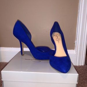 Jessica Simpson  pumps